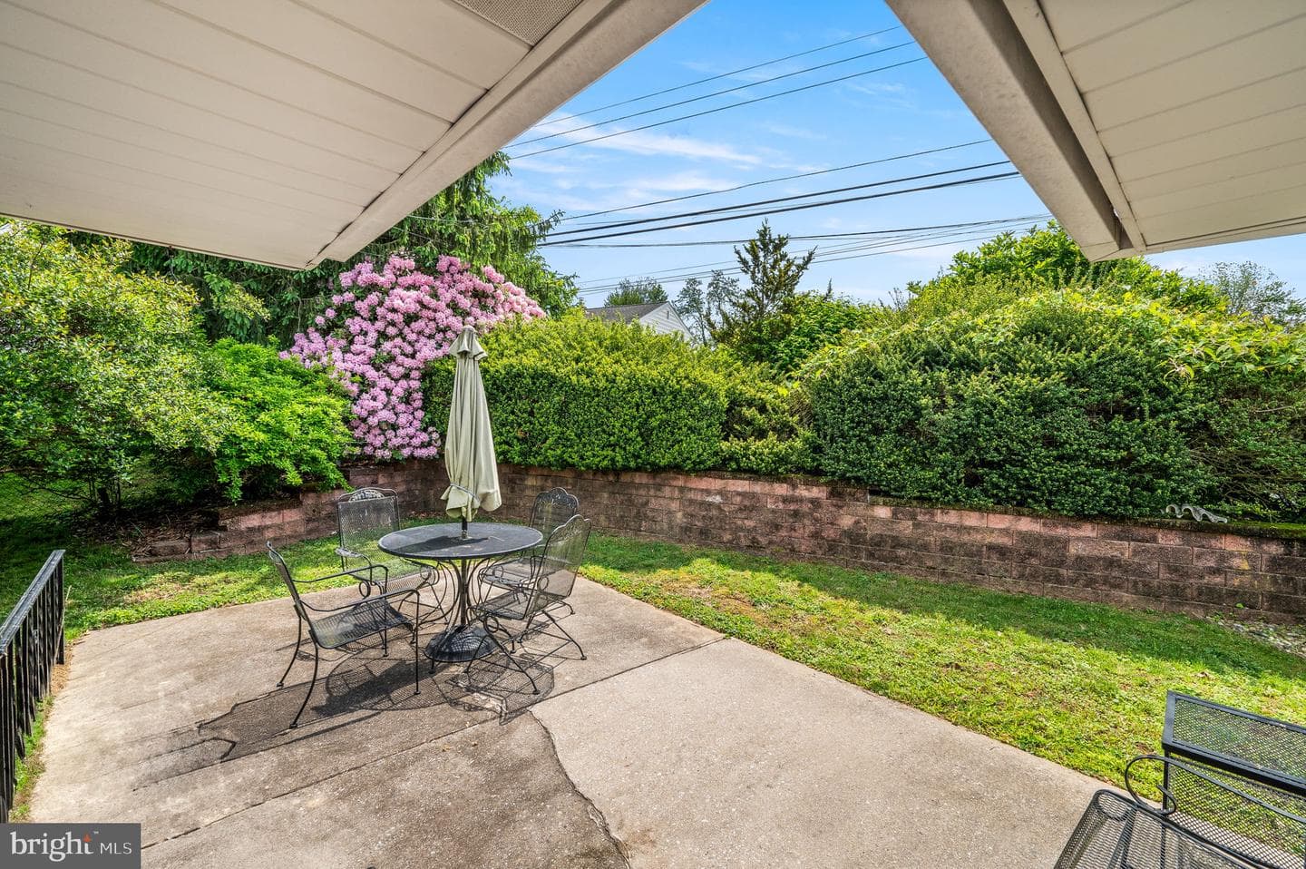 308 W Ashbridge Street photo 21