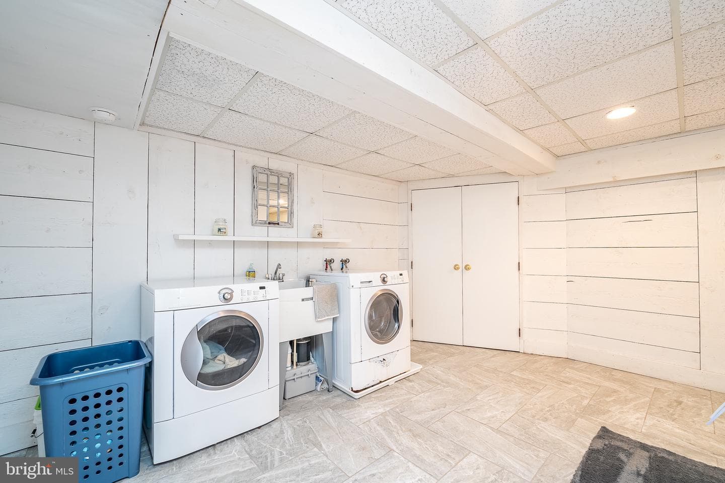 698 Spruce Drive photo 17