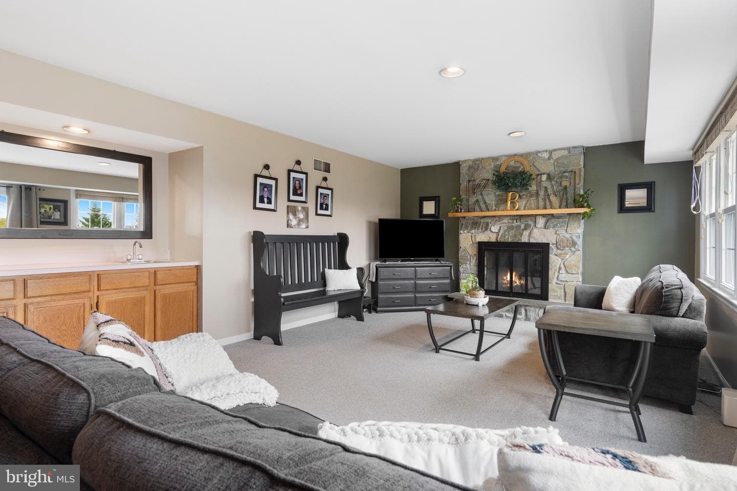 917 River View Circle photo 7