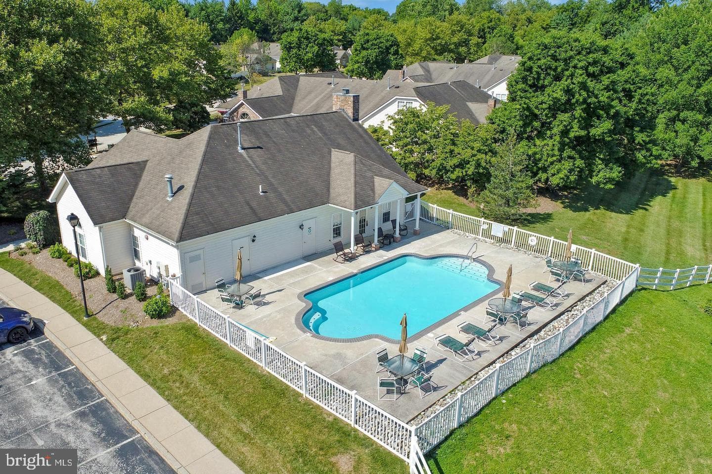 163 Village Way #8d photo 30