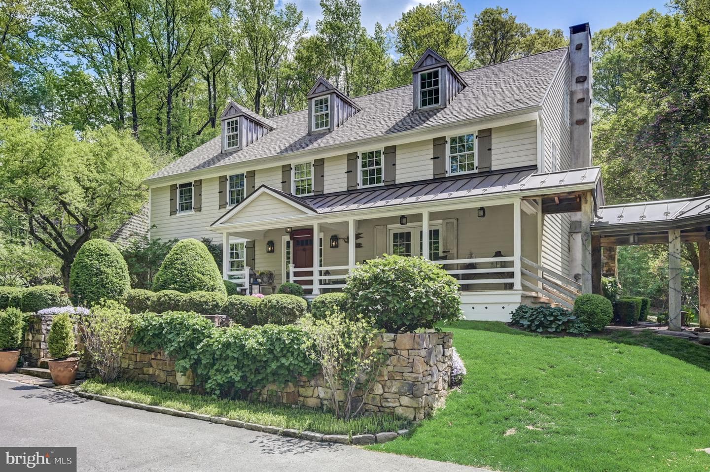 2099 Bodine Road photo 2