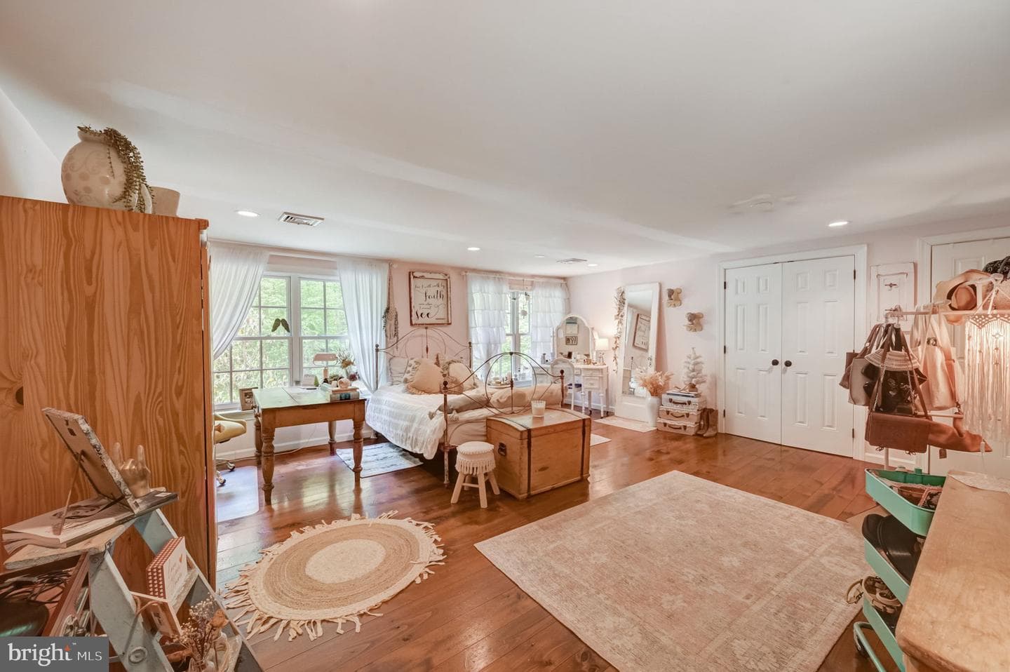 2099 Bodine Road photo 32