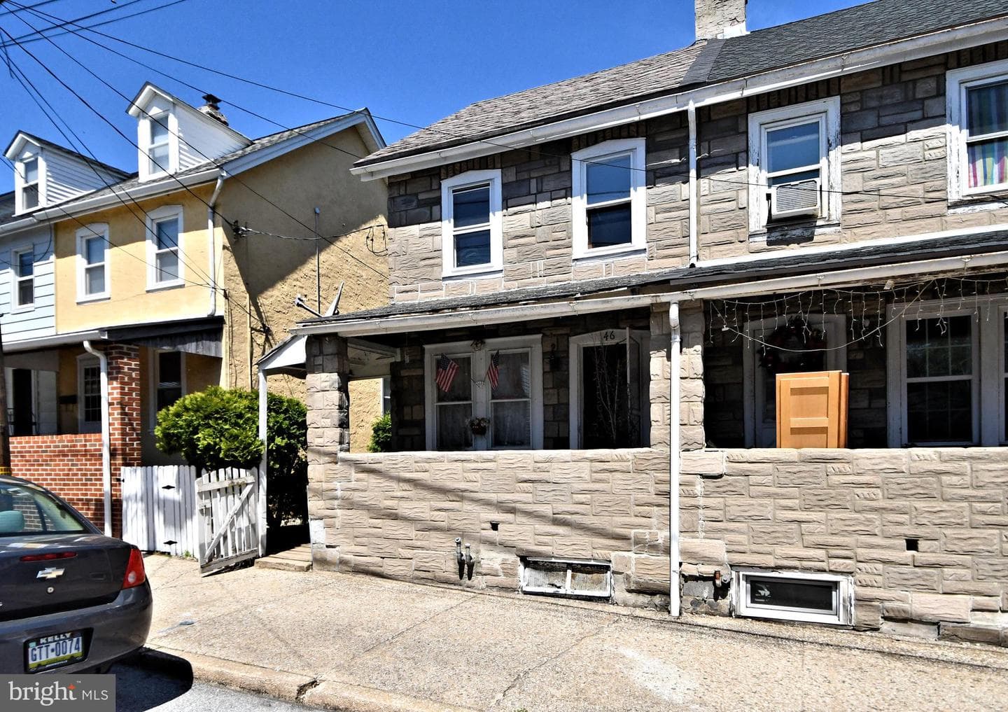46 Walnut Street photo 2