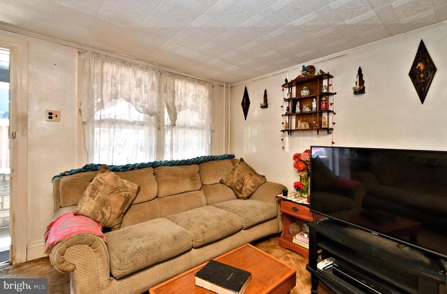 46 Walnut Street photo 6