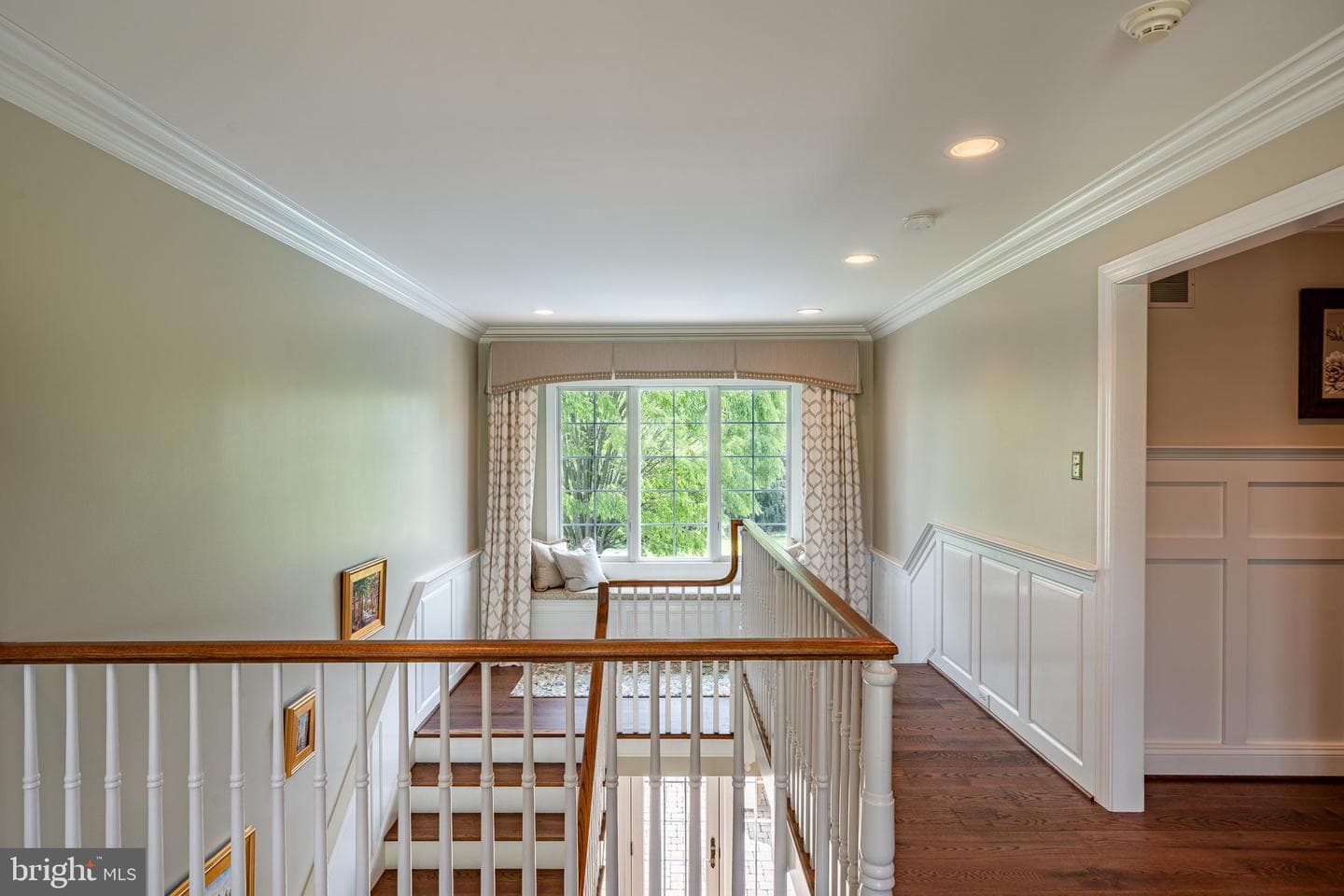1719 Chantilly Lane photo 30