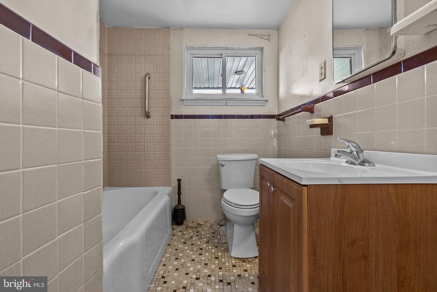 609 Green Avenue photo 10