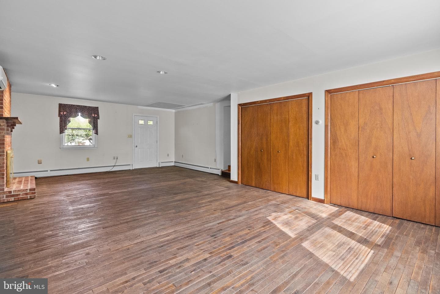 609 Green Avenue photo 15