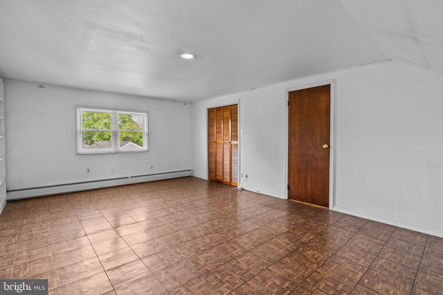 609 Green Avenue photo 19