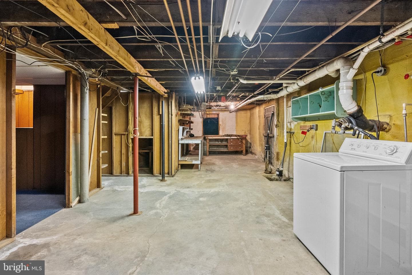 609 Green Avenue photo 30