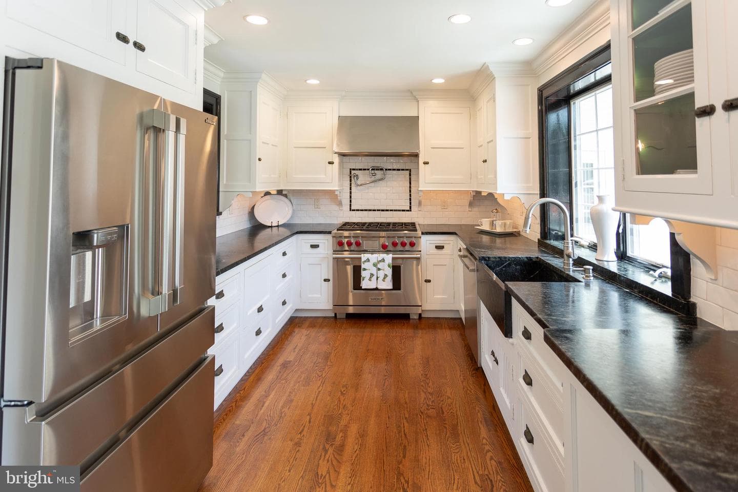 28 Robins Lane photo 38