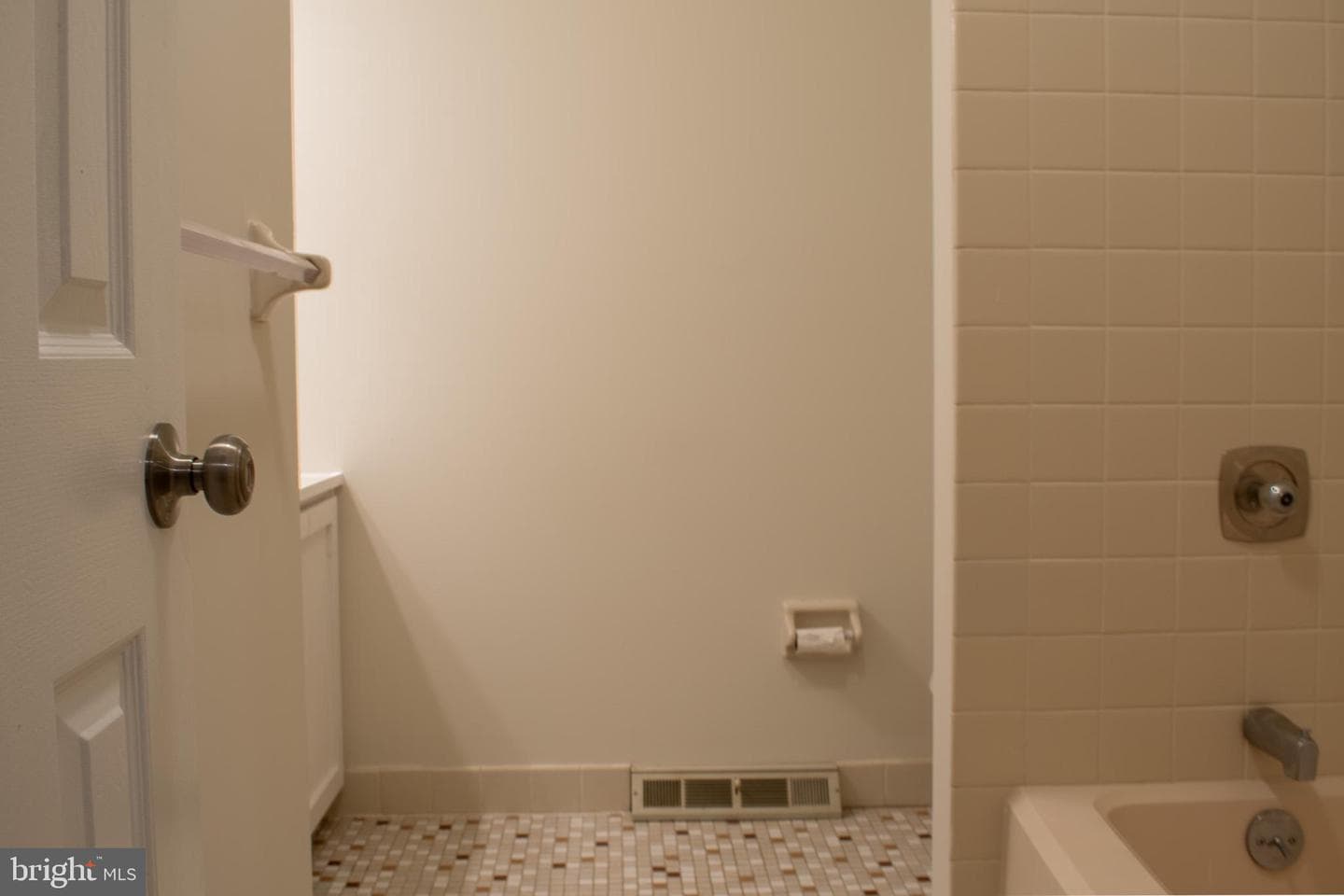 104 Camsten Court photo 35