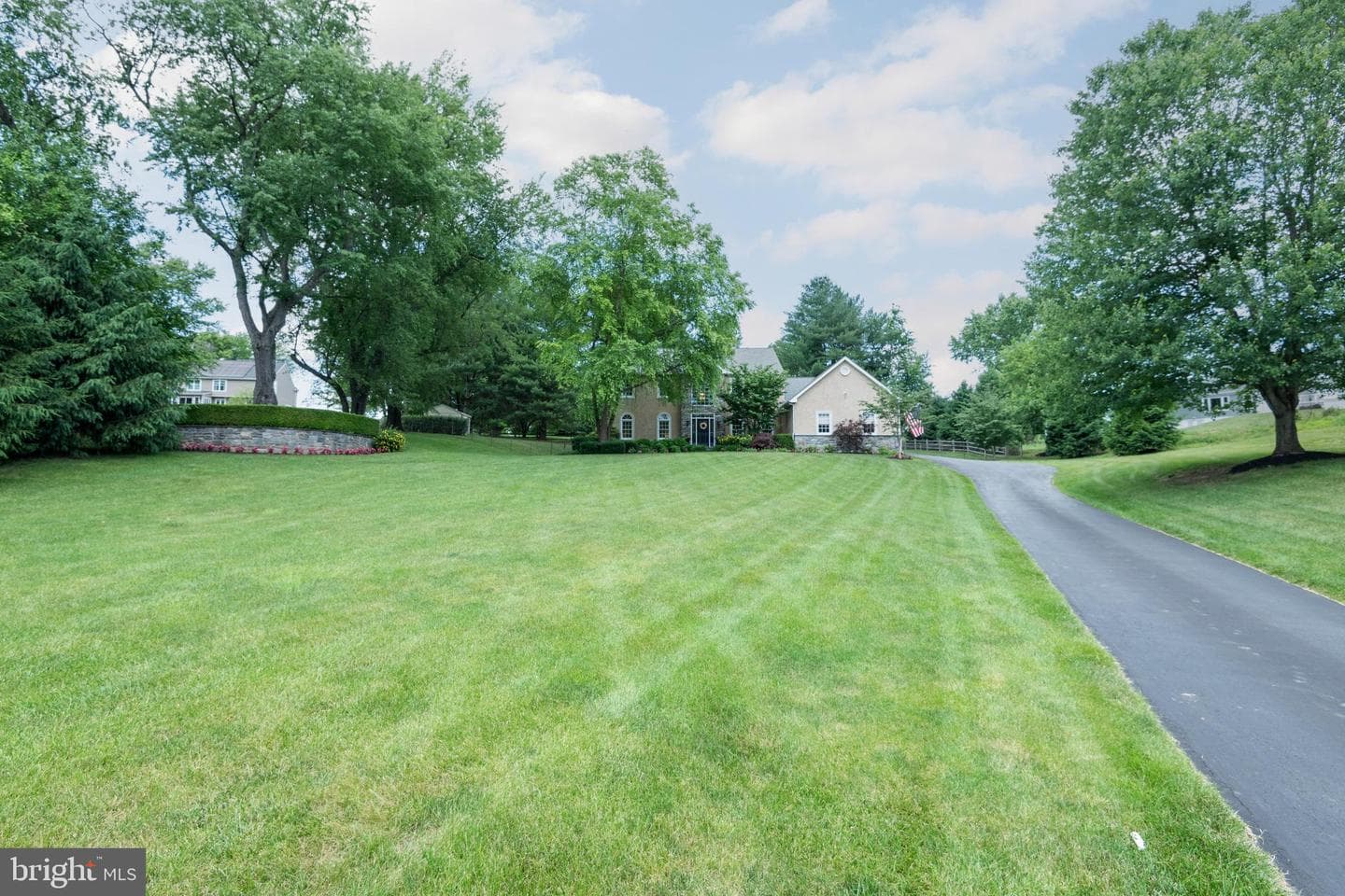 239 Heather Ridge Circle photo 4