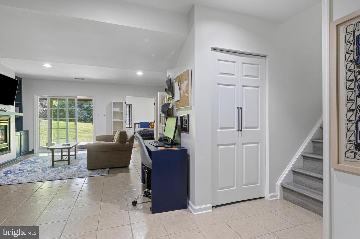 201 E Village Lane photo 28