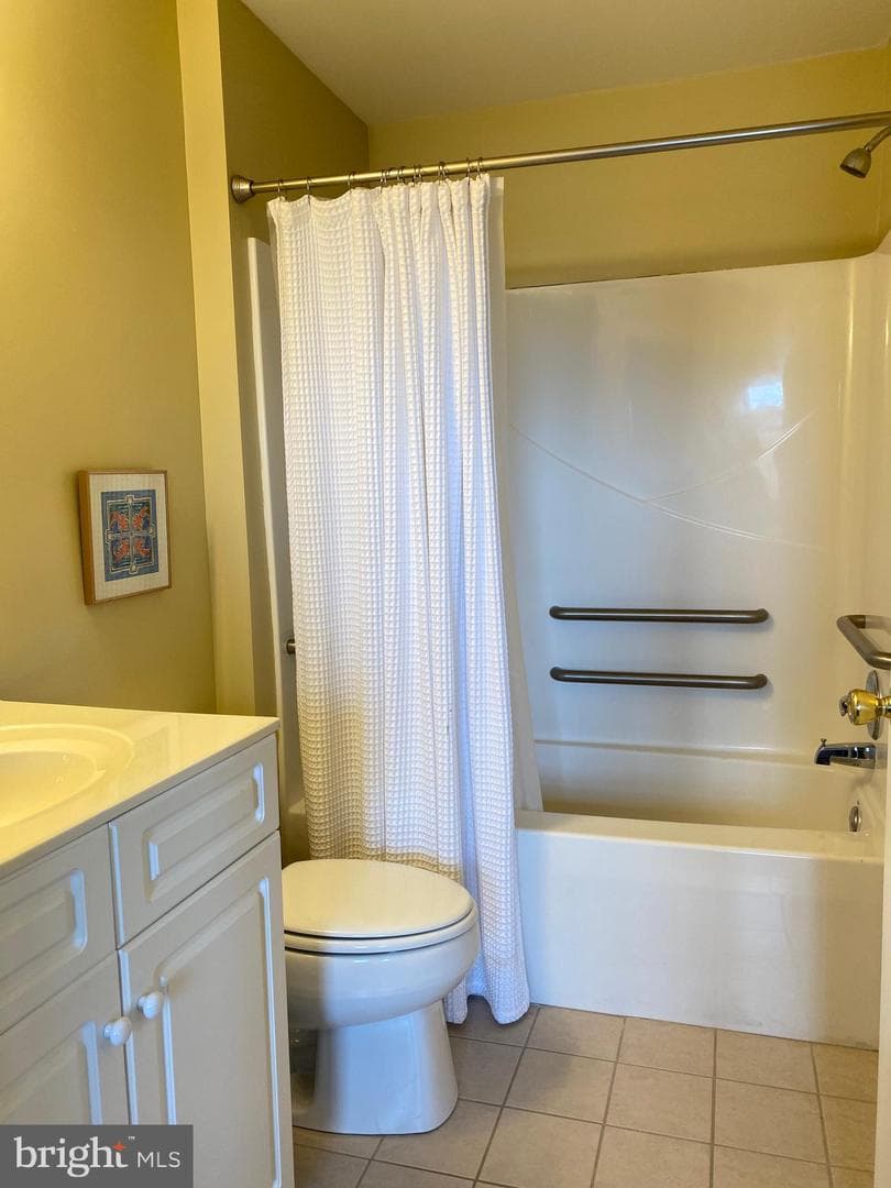 421 Megan Court photo 32