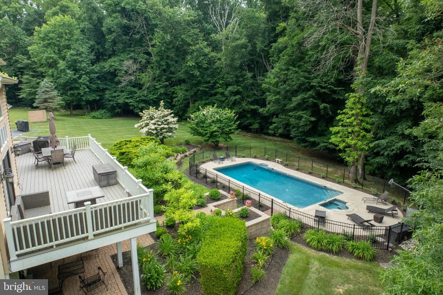 53 Devyn Drive photo 37