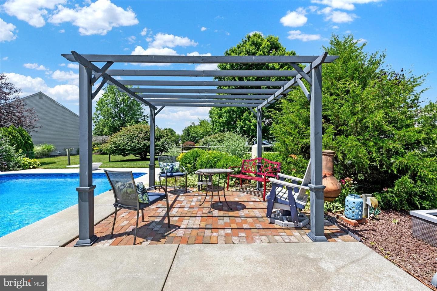 26 Henley Way photo 24