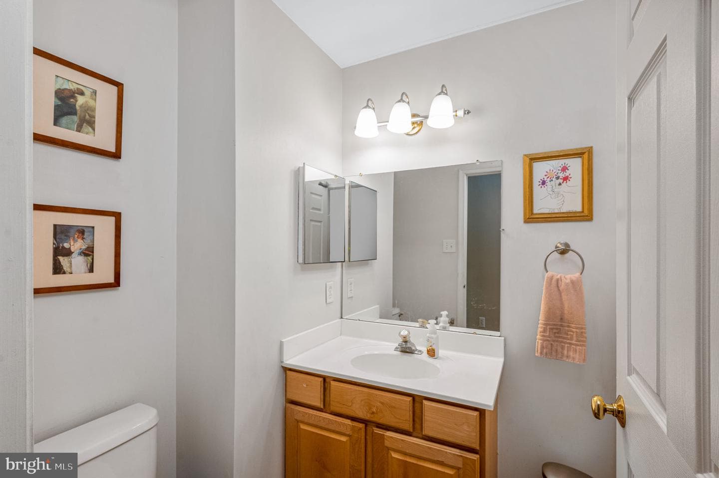 137 Stewarts Court #305 photo 21