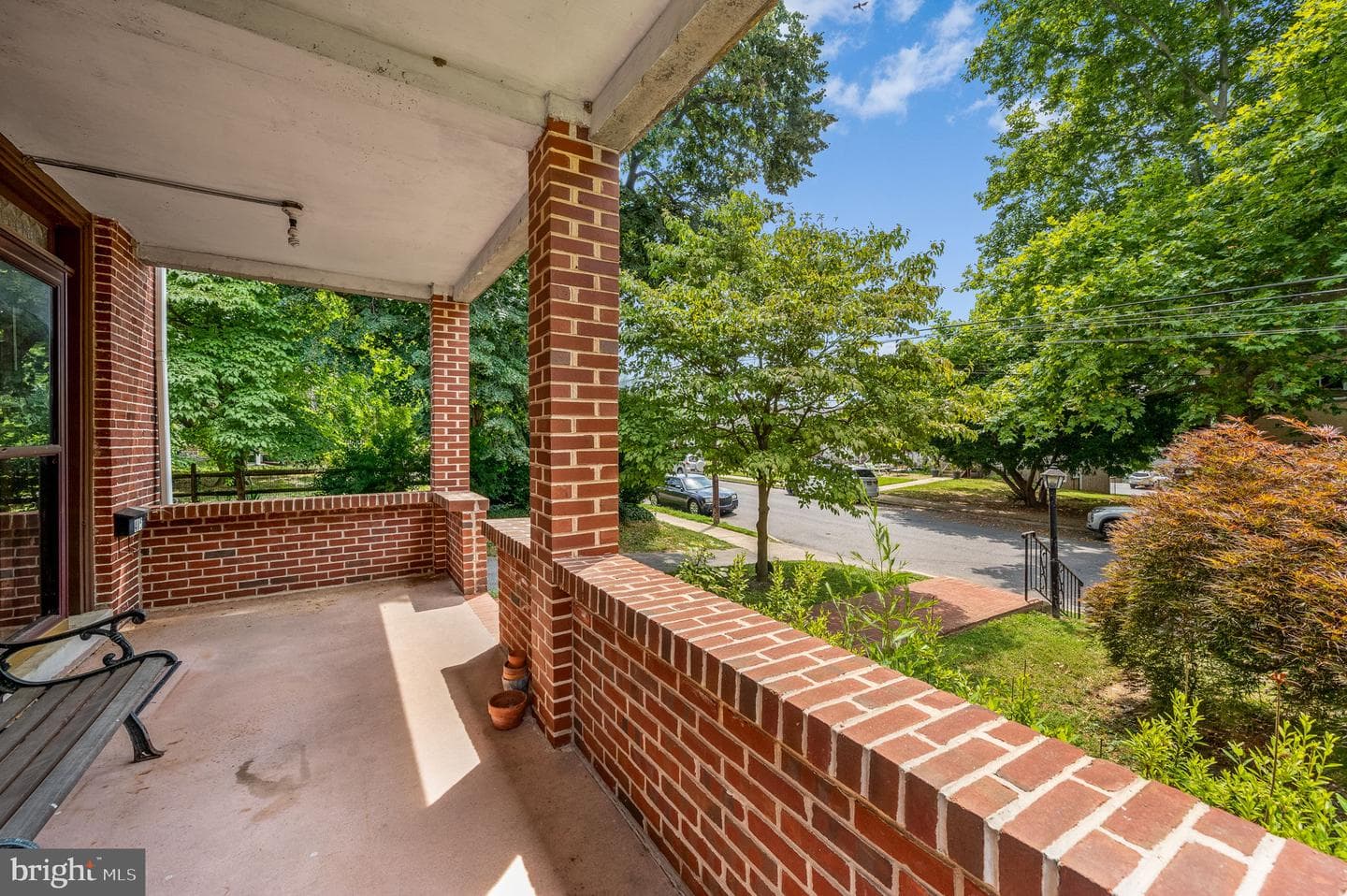 415 Magnolia Street photo 3