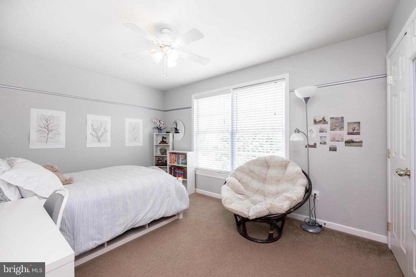 205 Warwick Court photo 33