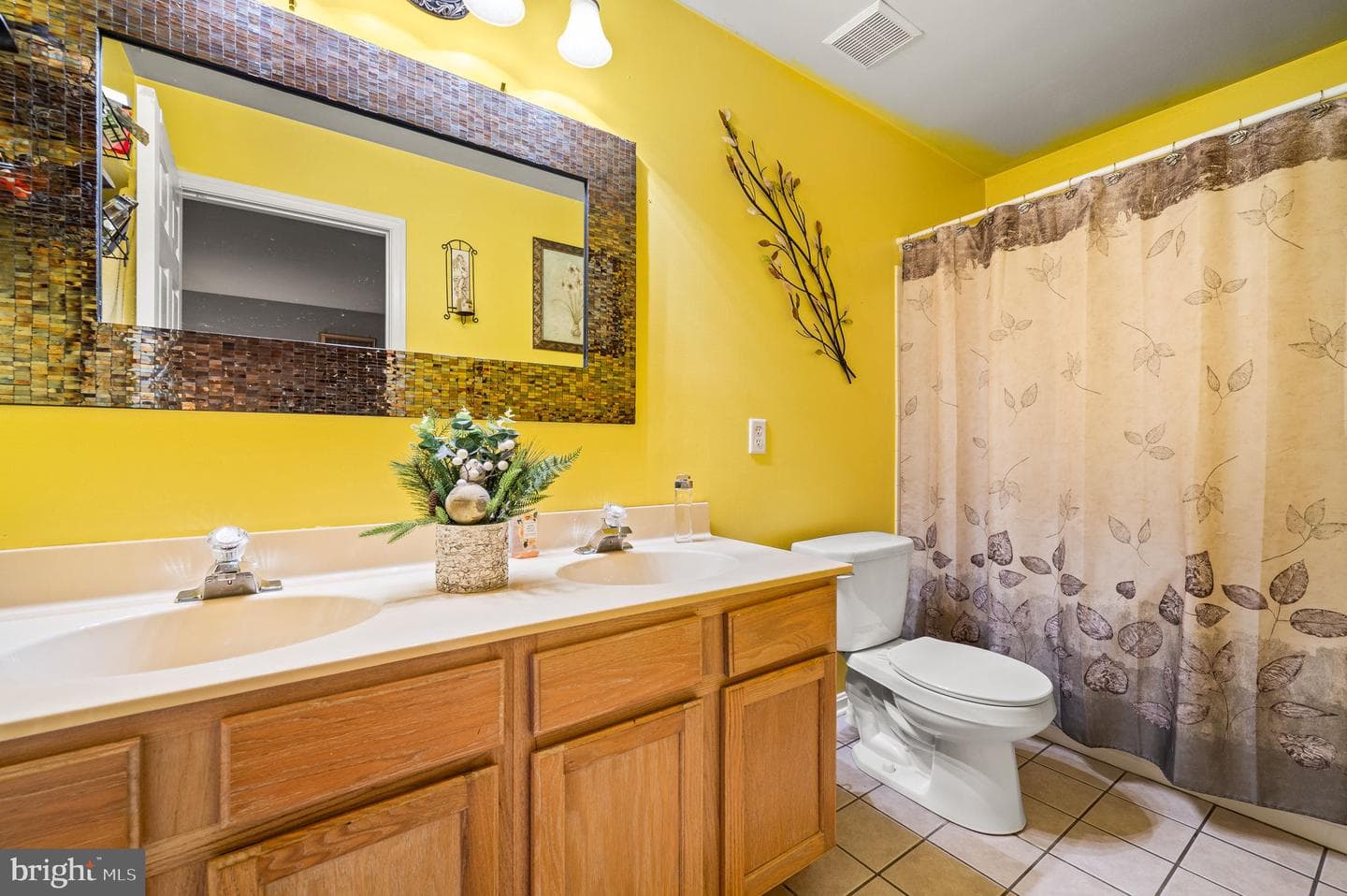 101 Newport Circle photo 19