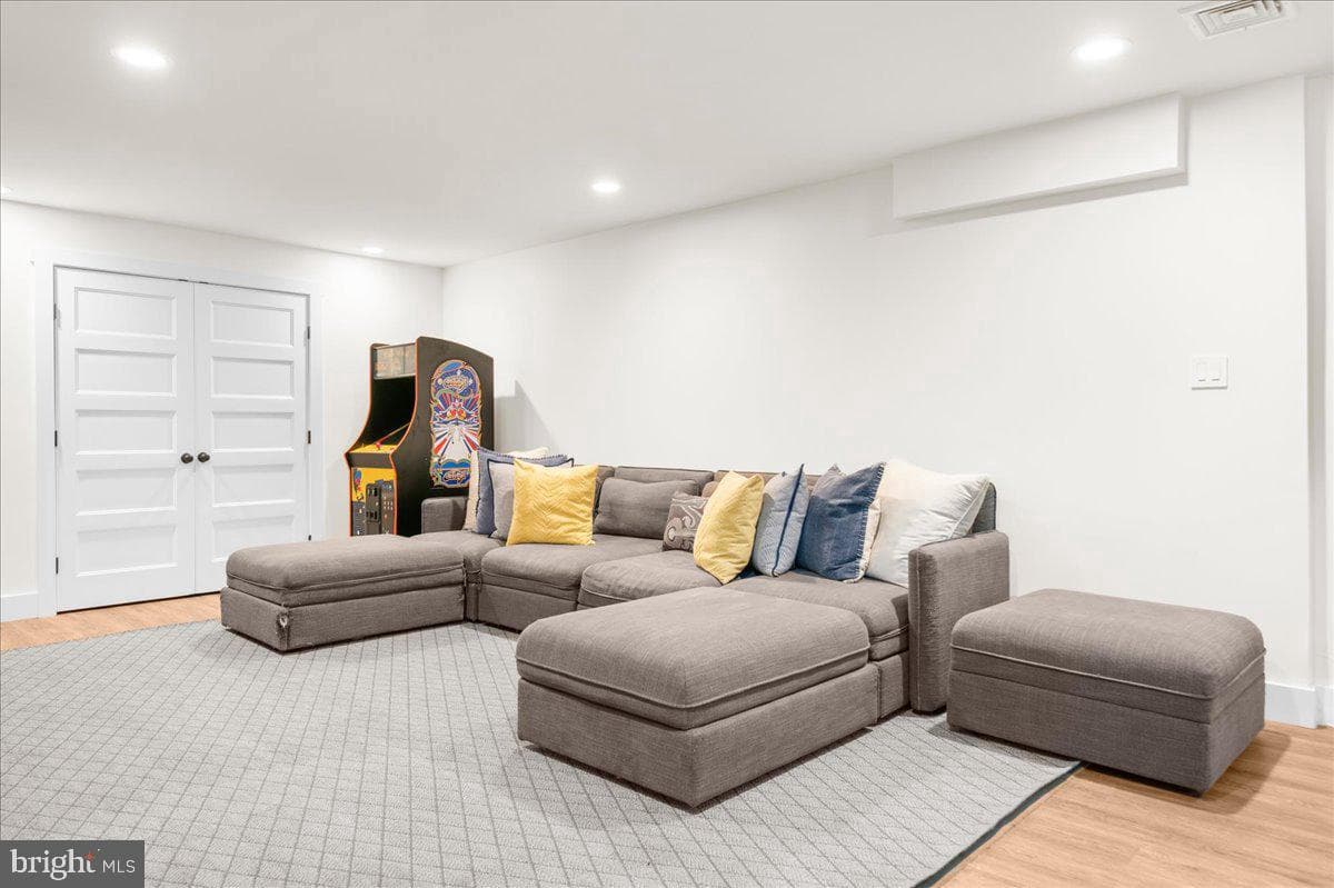 1485 Tullamore Lane photo 43