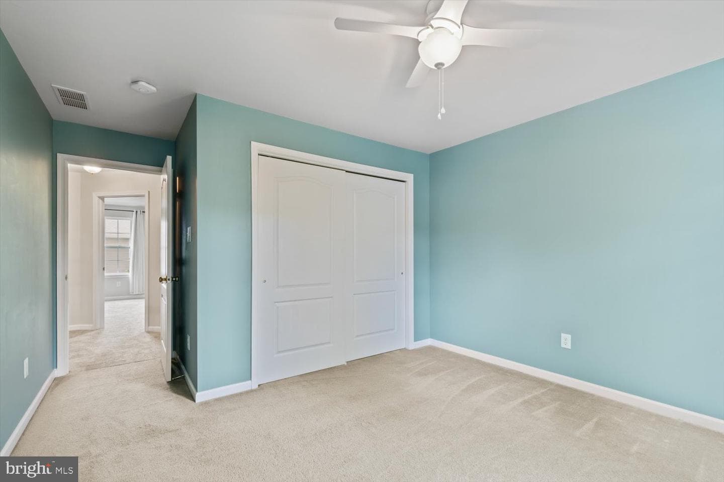 1233 Devonshire Road photo 37