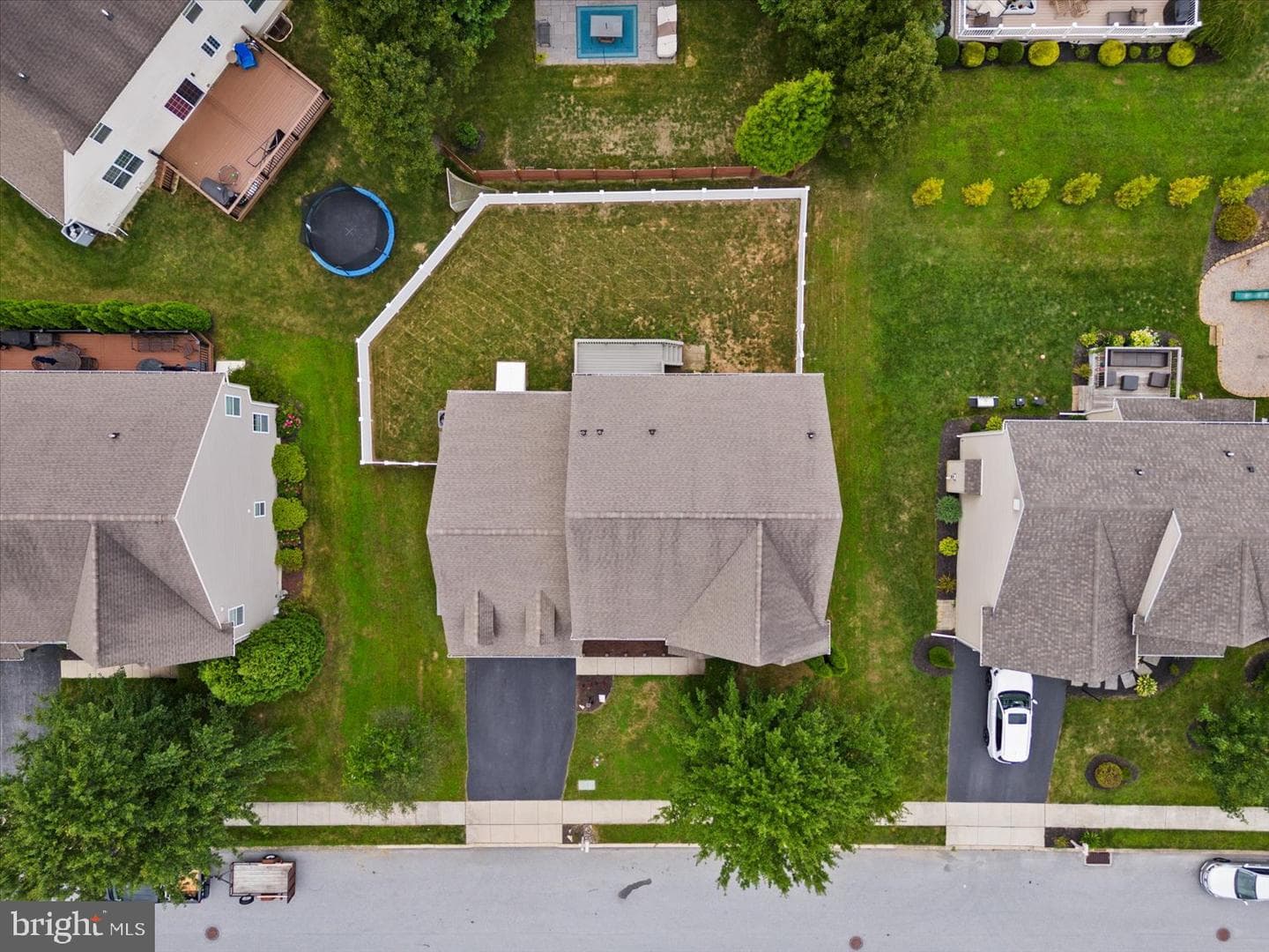 1233 Devonshire Road photo 8