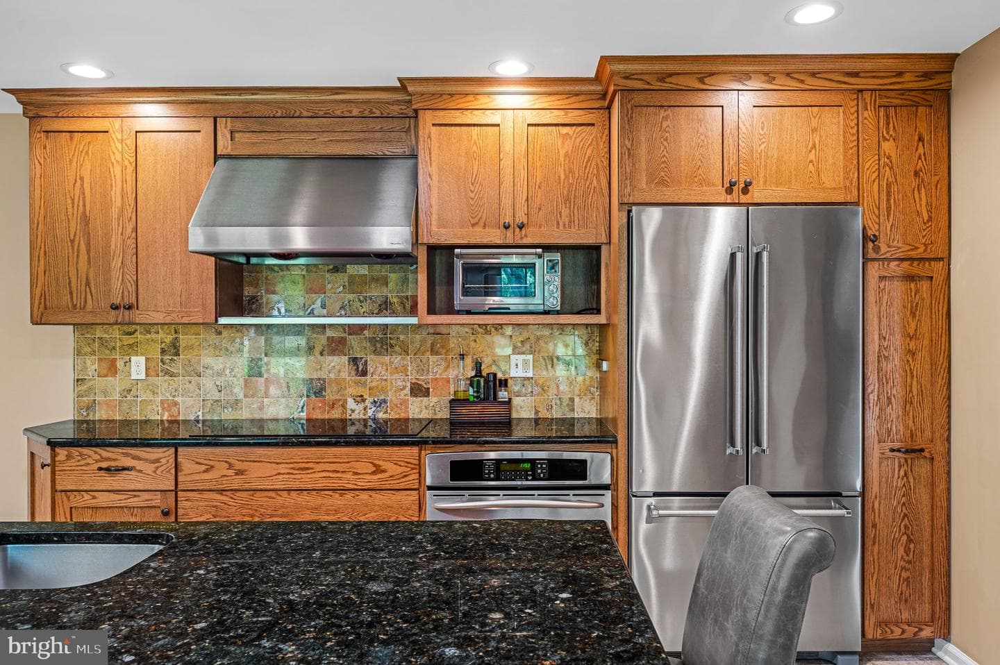 400 Mackenzie Drive photo 11