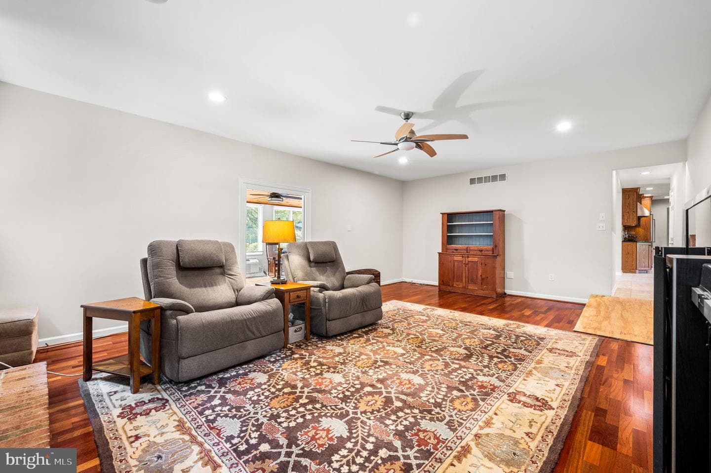 400 Mackenzie Drive photo 17