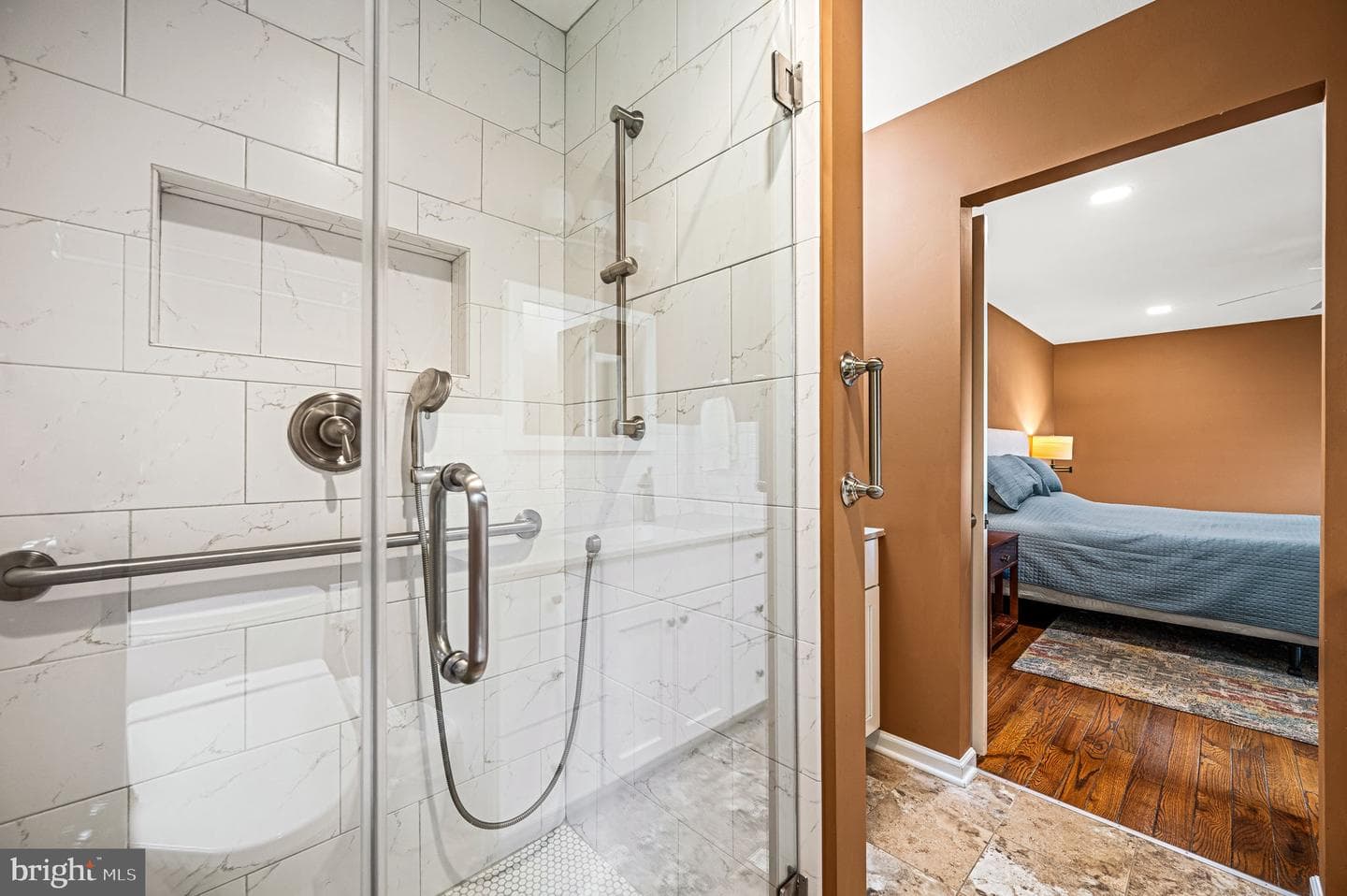 400 Mackenzie Drive photo 23