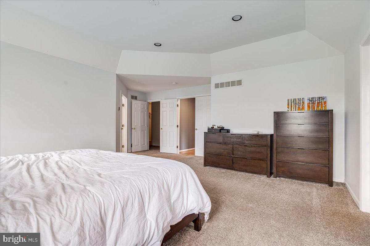 501 Kelleher Drive photo 24