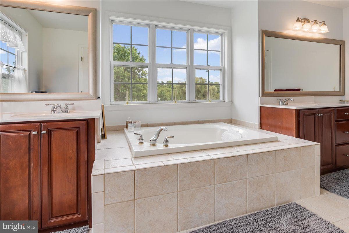 501 Kelleher Drive photo 29