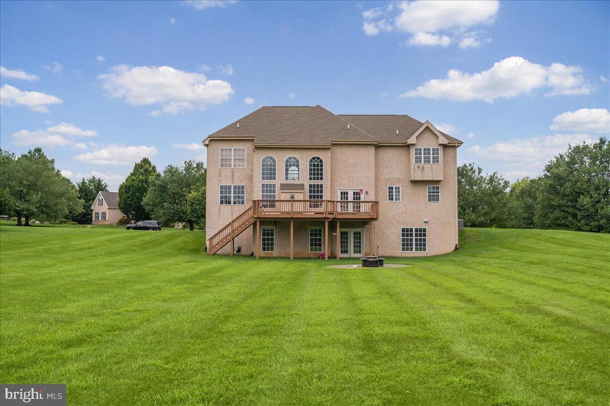 501 Kelleher Drive photo 43