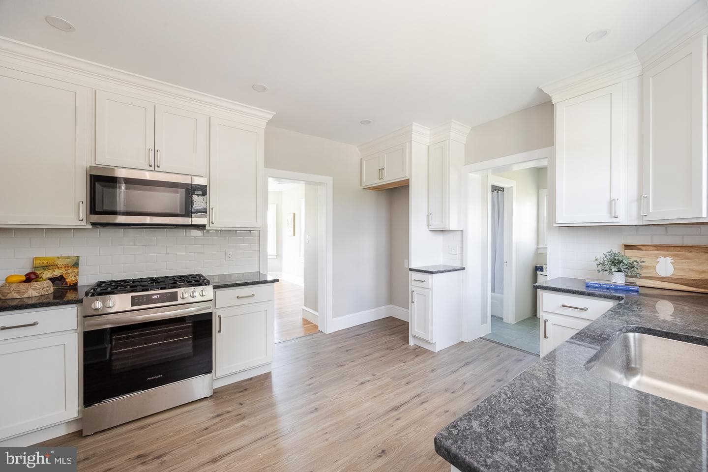 401 W Lancaster Avenue photo 10