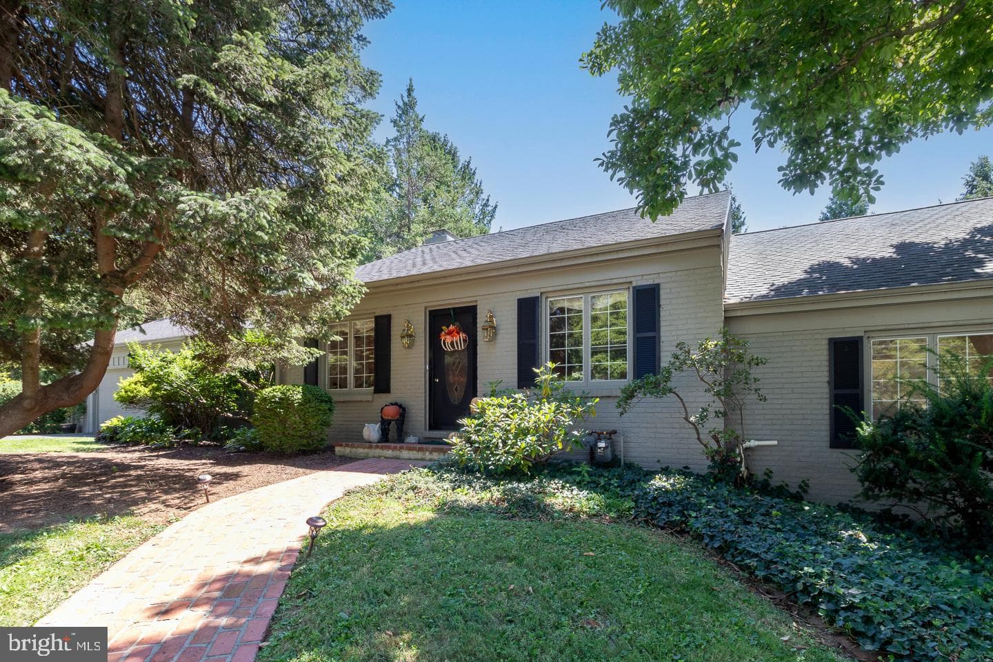 218 W Sickle Street photo 44