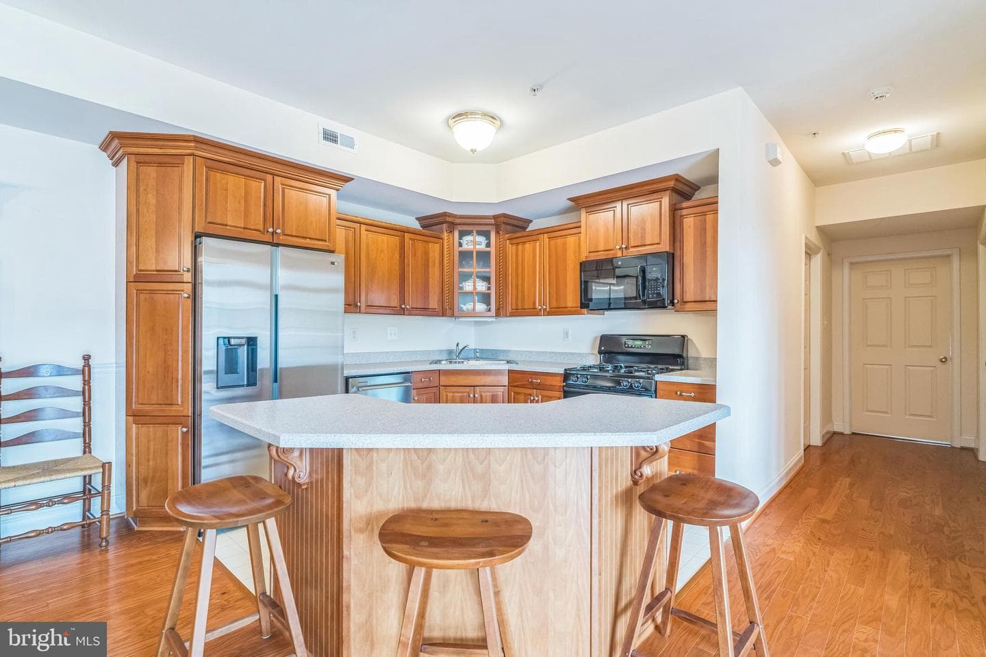 211 Victoria Gardens Drive #f photo 14