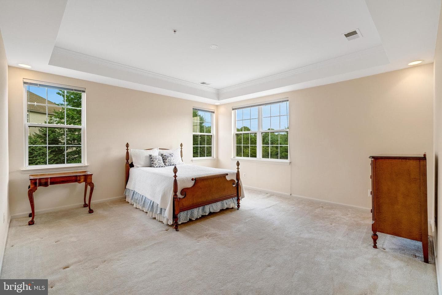 211 Victoria Gardens Drive #f photo 16