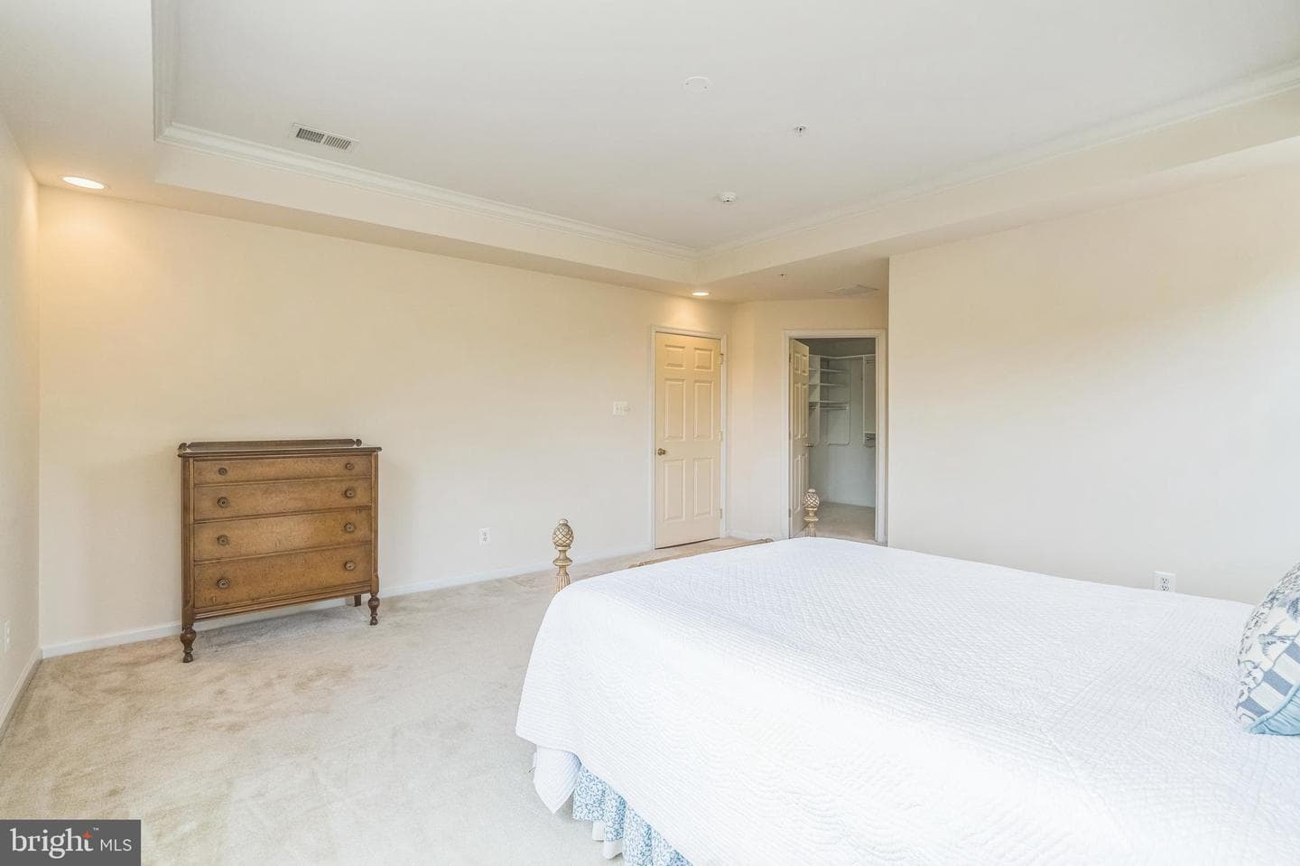 211 Victoria Gardens Drive #f photo 17