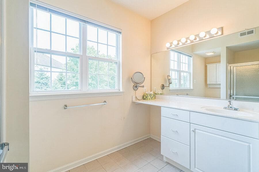 211 Victoria Gardens Drive #f photo 20