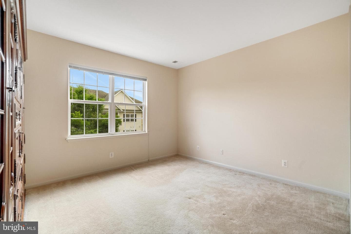 211 Victoria Gardens Drive #f photo 23