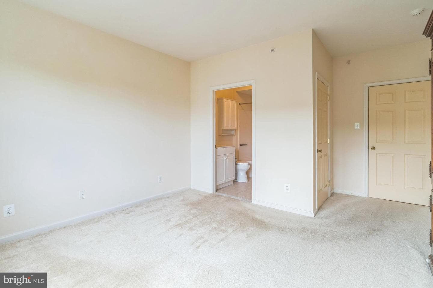 211 Victoria Gardens Drive #f photo 26