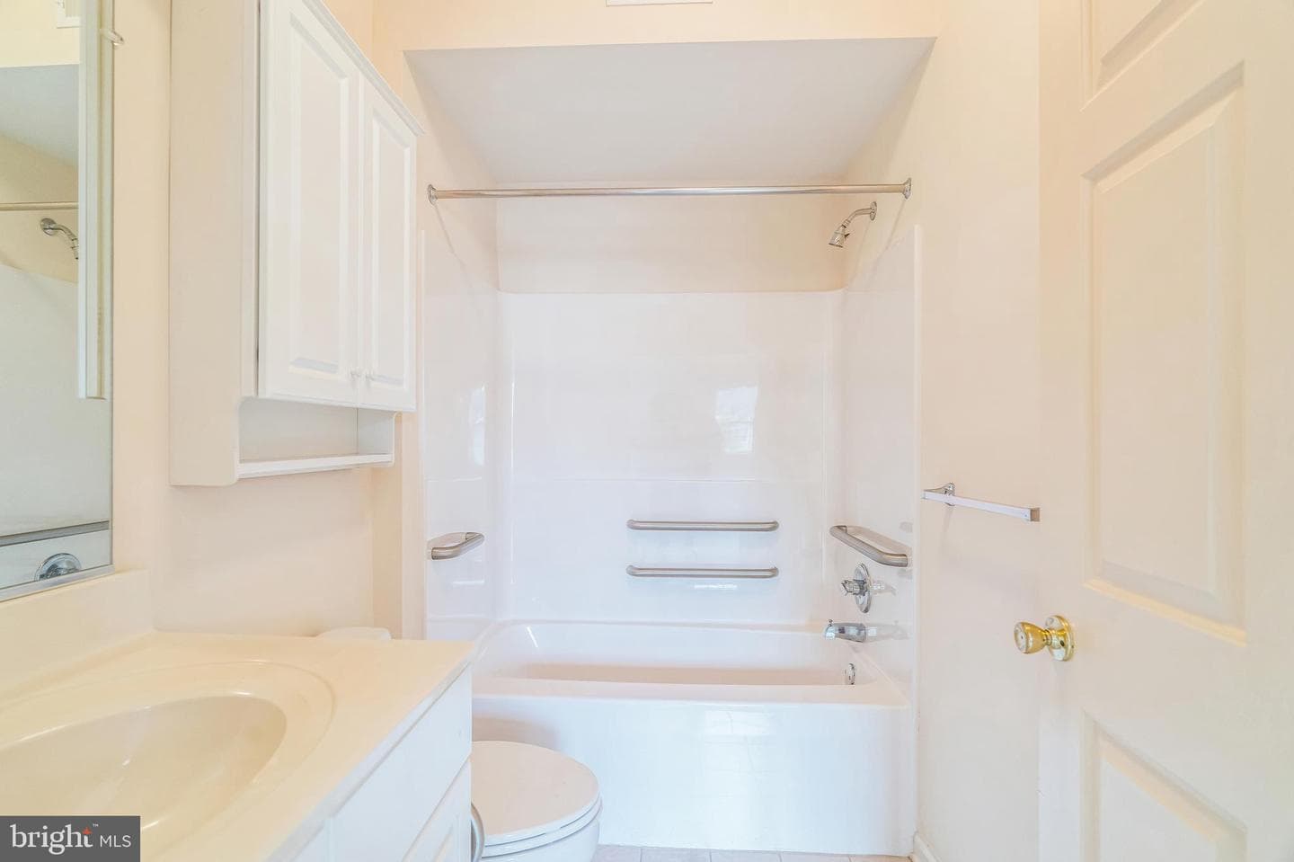 211 Victoria Gardens Drive #f photo 29