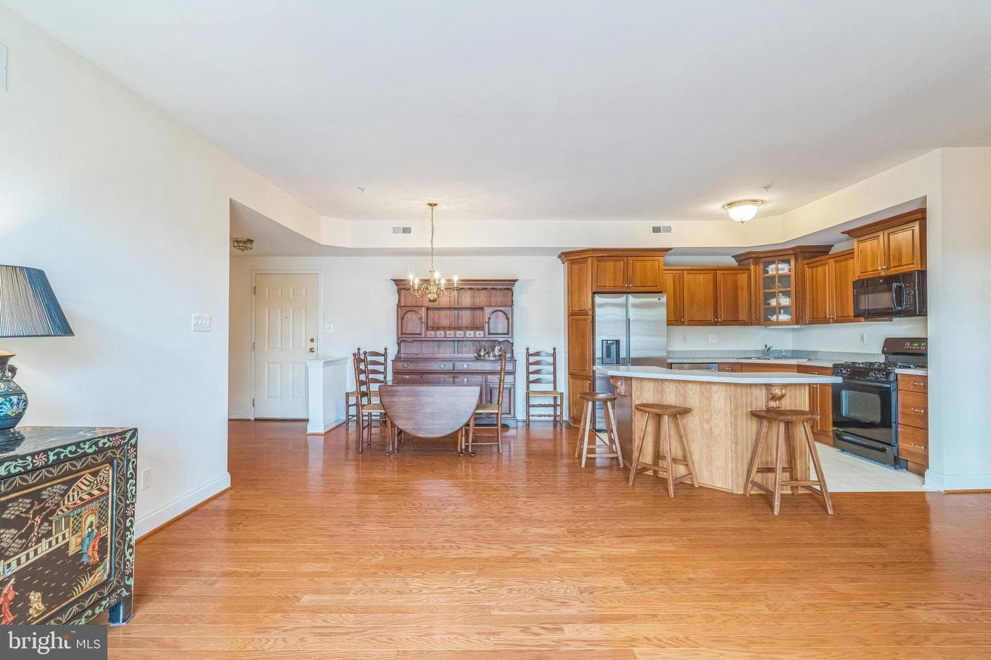 211 Victoria Gardens Drive #f photo 6
