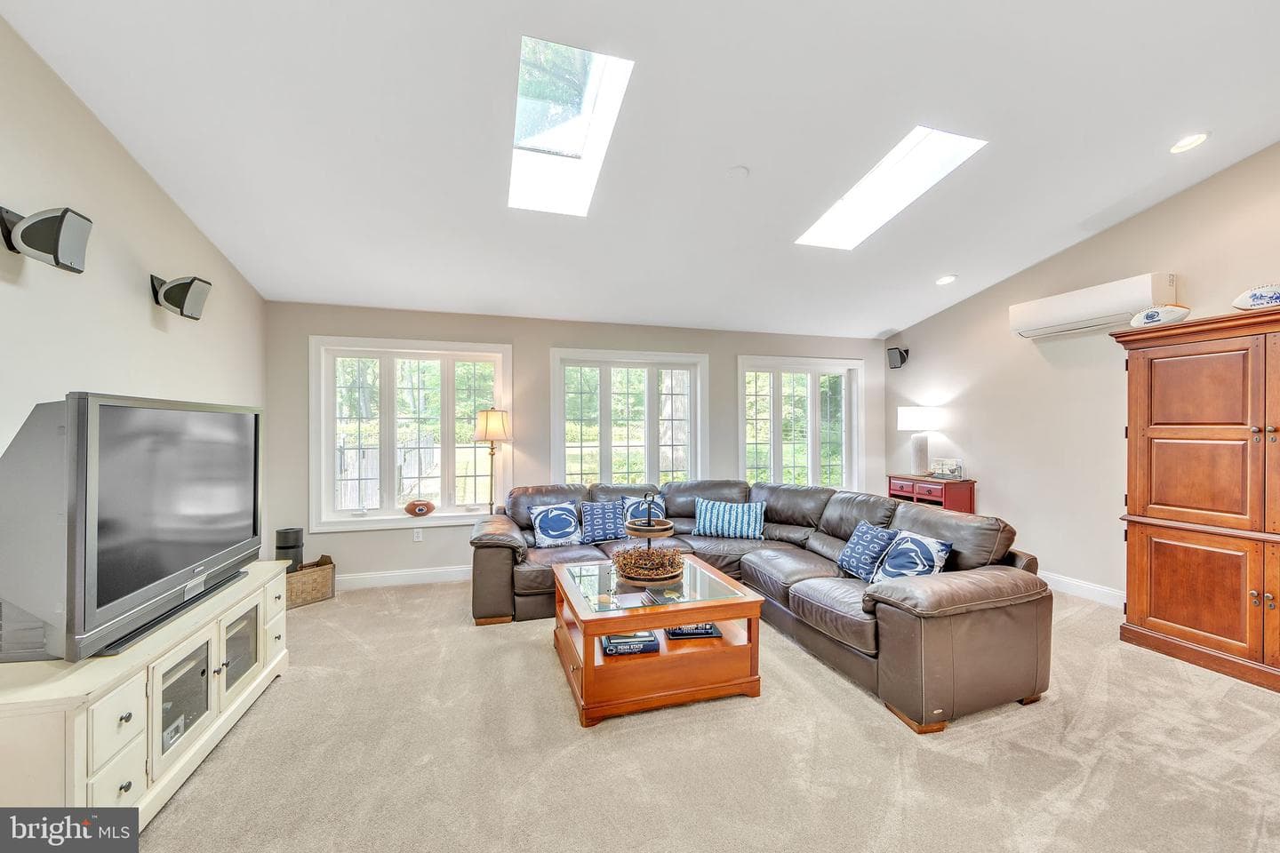 818 Statler Road photo 9