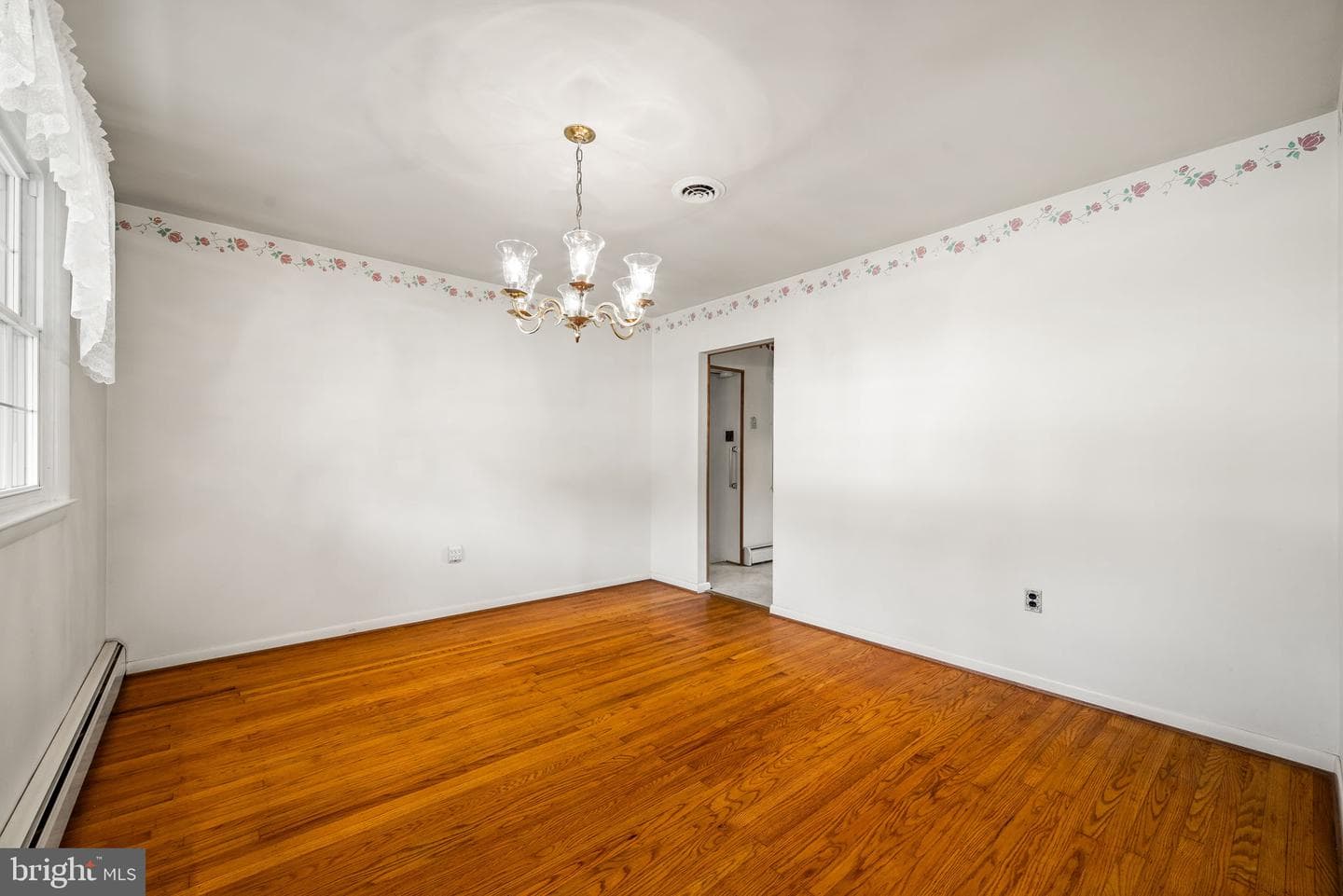 1254 Ravens Lane photo 10
