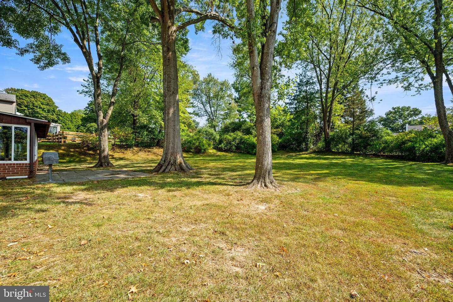 1254 Ravens Lane photo 32