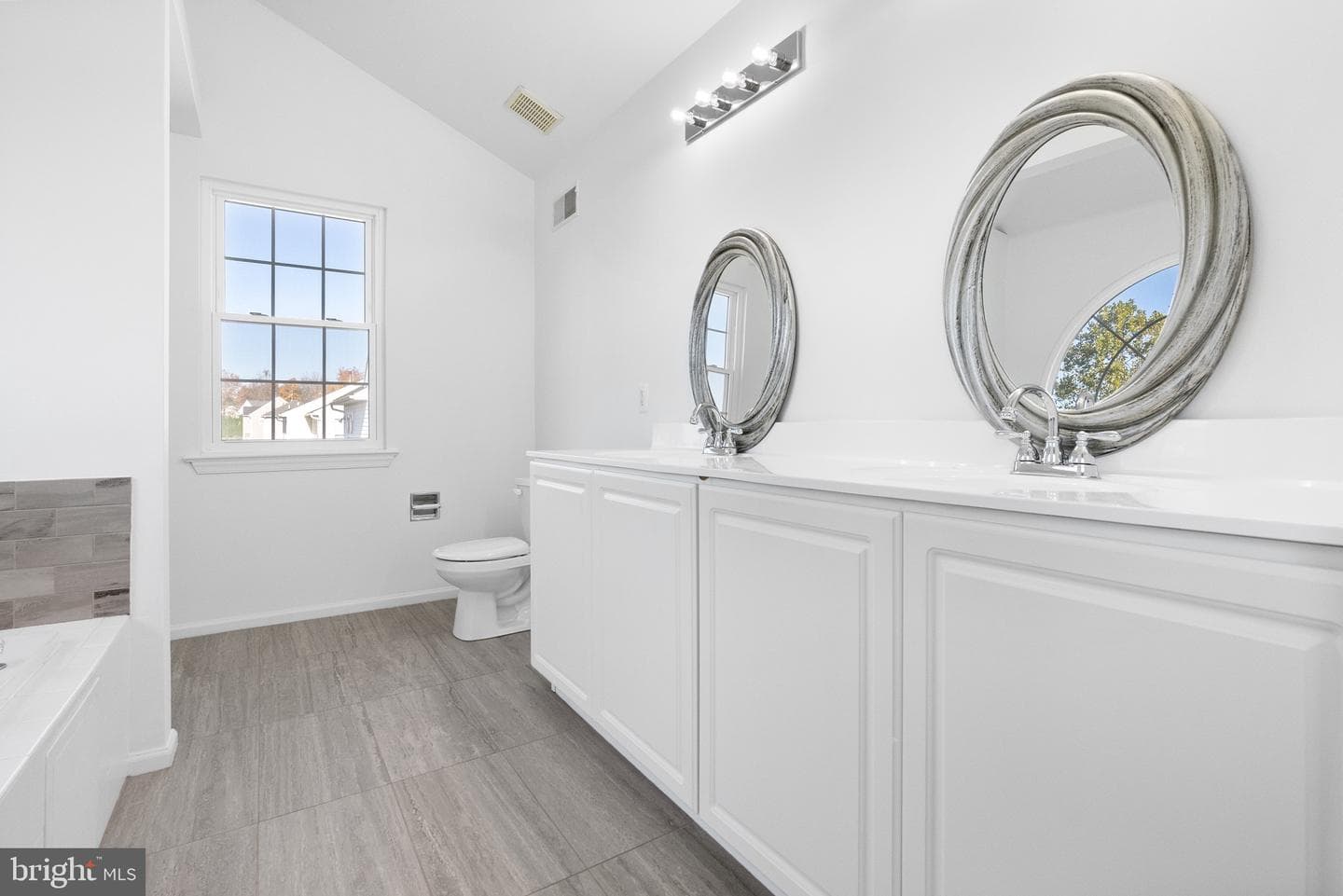 21 N Danbury Circle photo 27