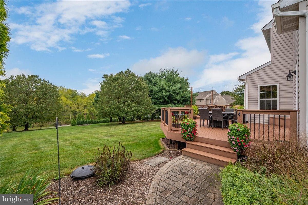 10 Spring Hill Drive photo 33