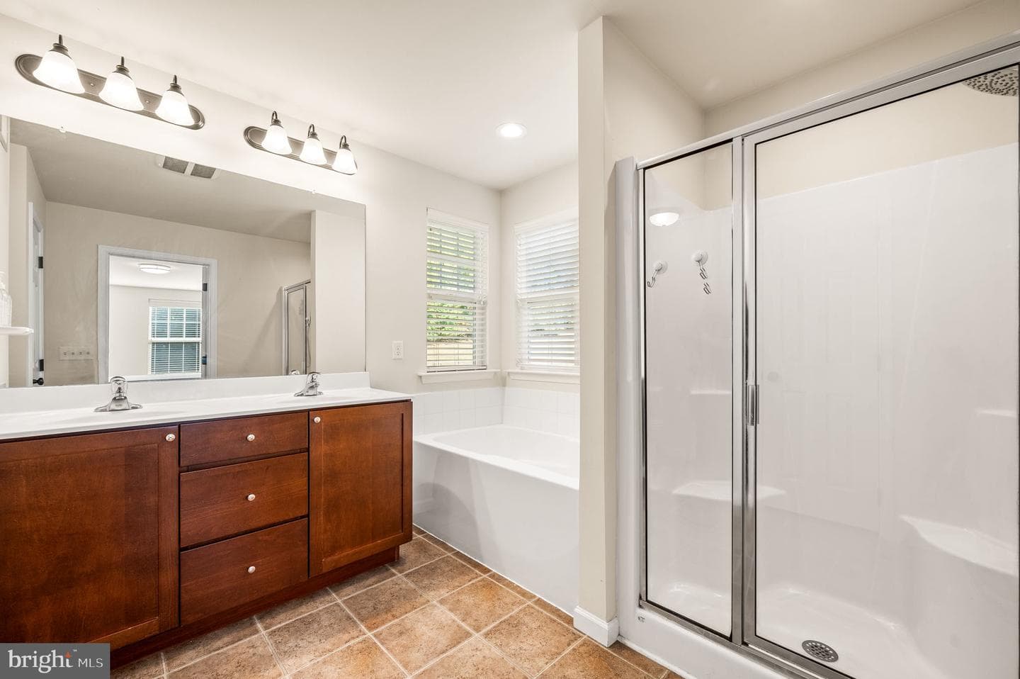 3121 Silbury Hill photo 16