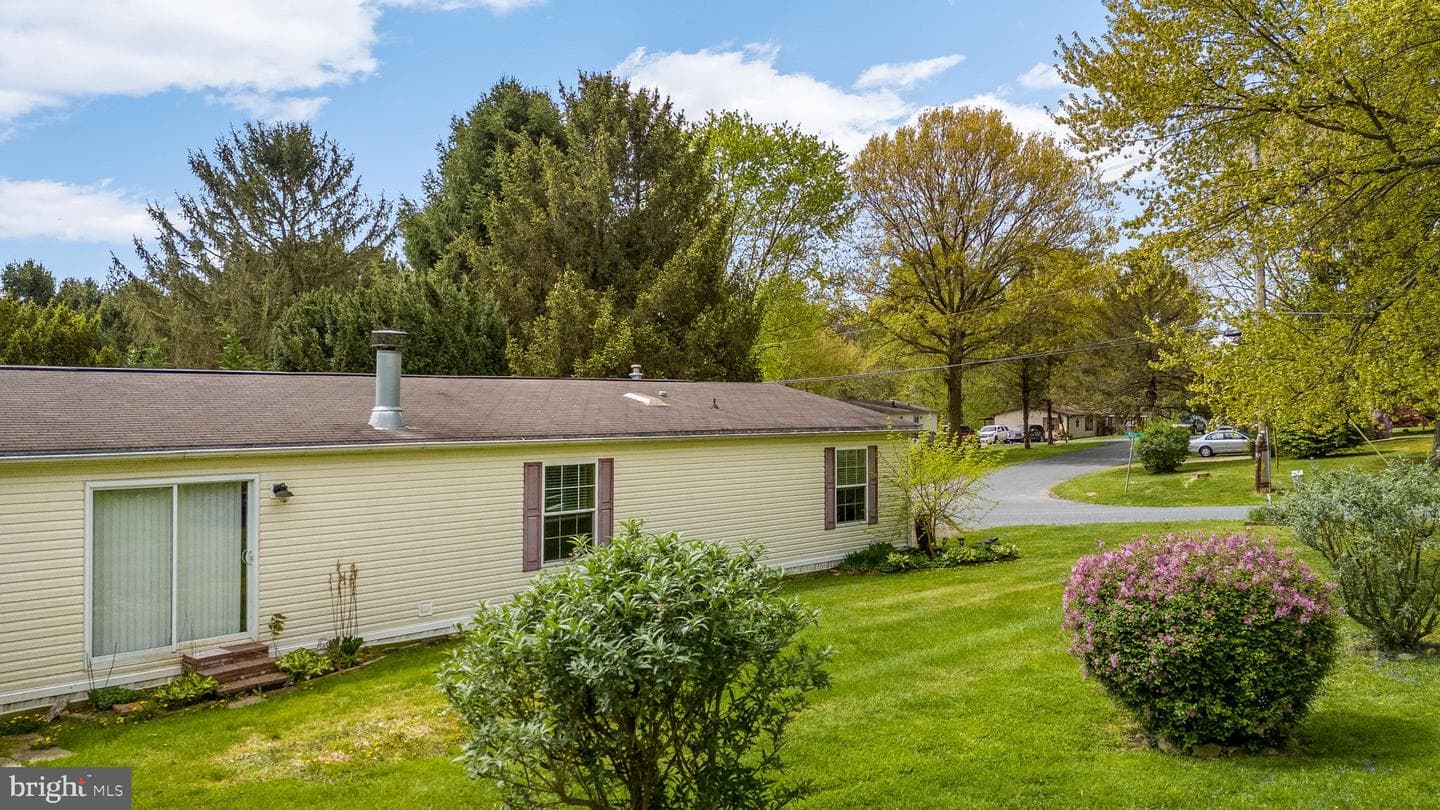 144 Glen Roy Road photo 22